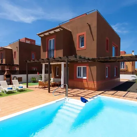 Emma Private Pool Wifi Fibra Minigolf * Corralejo