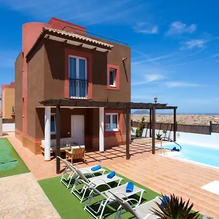 Emma Private Pool Wifi Fibra Minigolf