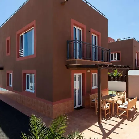 Emma Private Pool Wifi Fibra Minigolf Corralejo